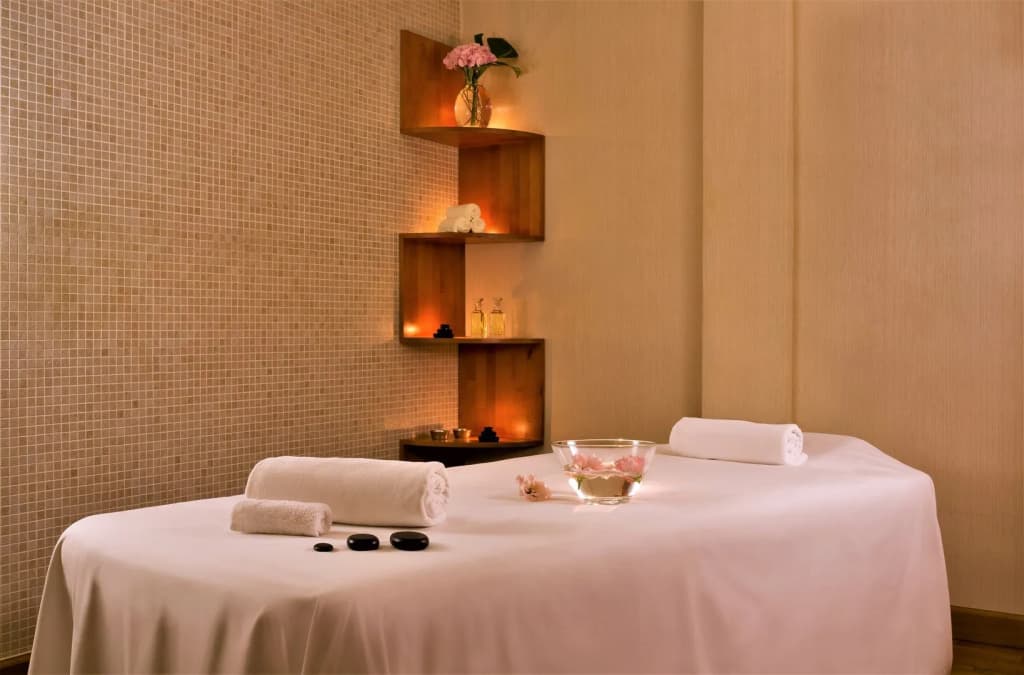 Sheraton Grand Doha Resort & Convention Hotel - photo 14