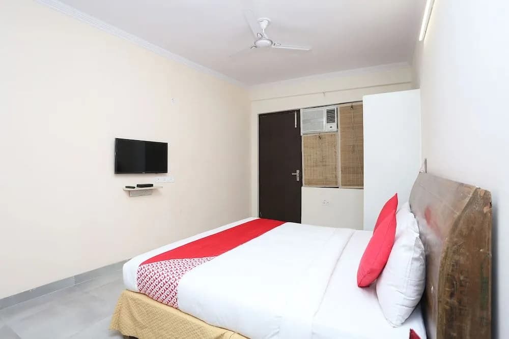 Oyo 28670 Hotel Dev Palace - photo 3