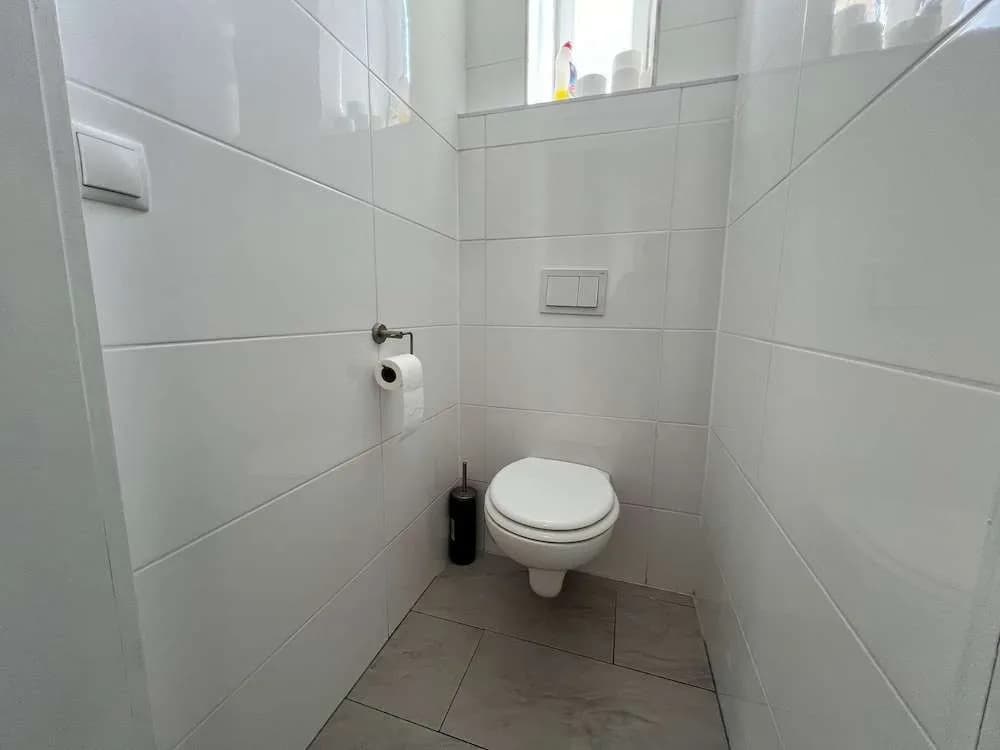 Welcoming 4BR shared Apt.-best location - photo 23