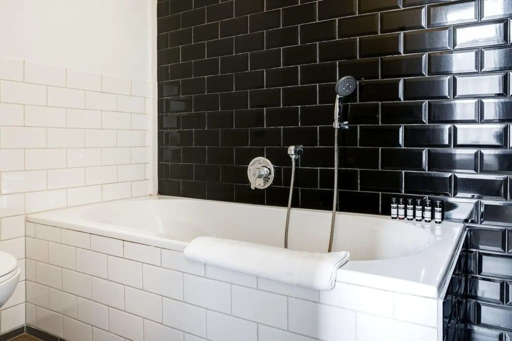 Adam's Canal House - photo 15