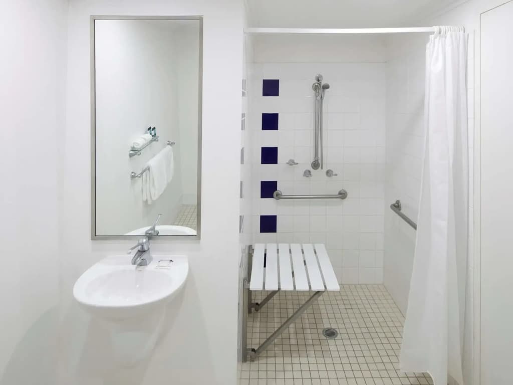 ibis Styles Sydney Central - photo 11