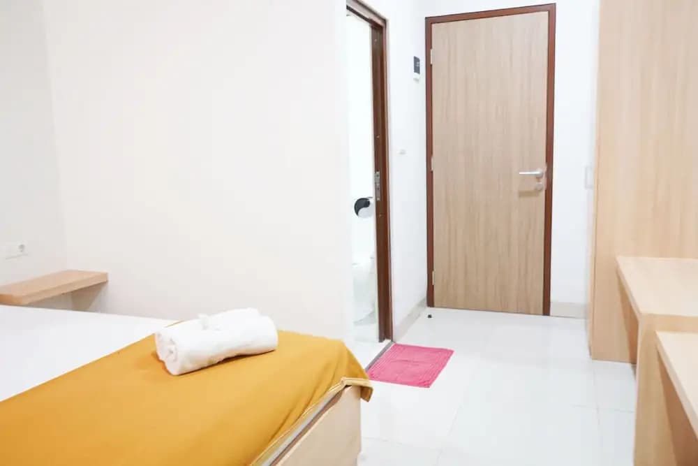 UROOMS Tanah Abang - photo 4