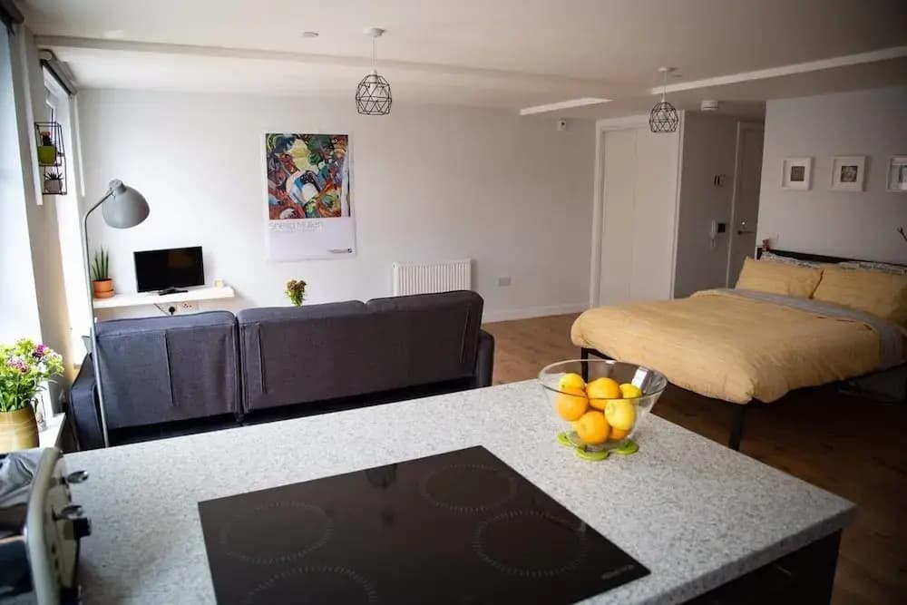 Studio flat with free Parking - photo 5