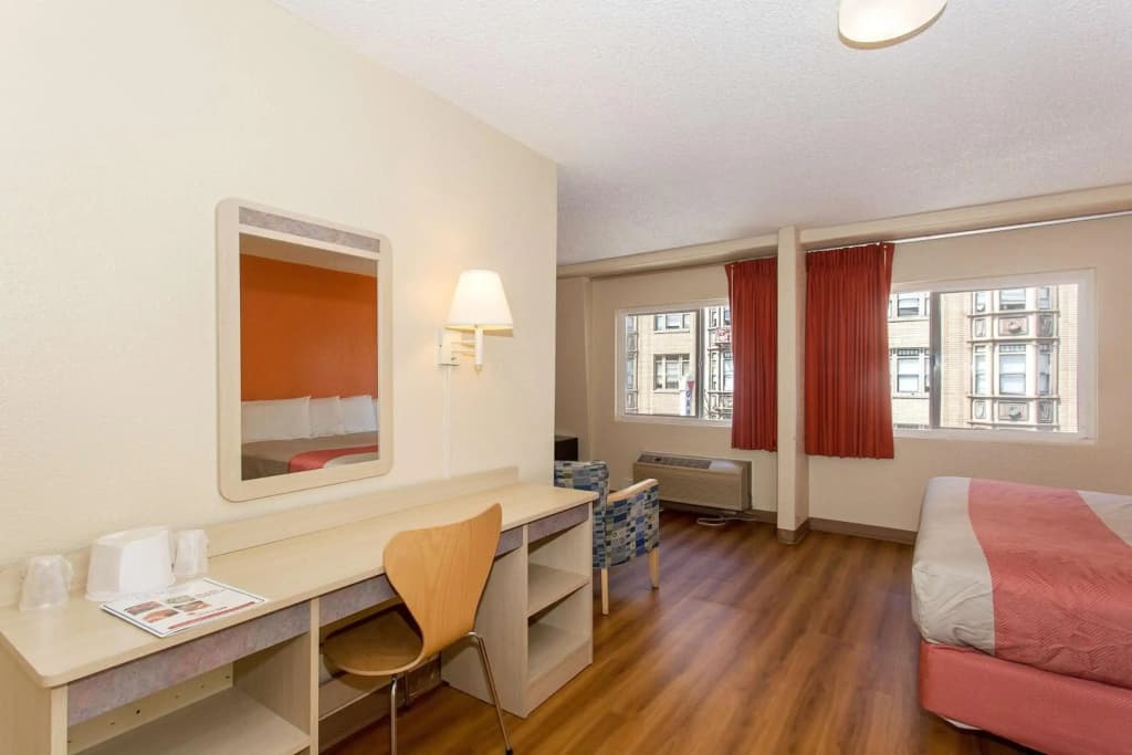 Cathedral Hill Hotel - photo 5