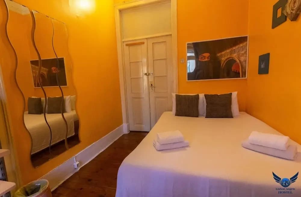 Lisbon Angles Hostel - photo 7