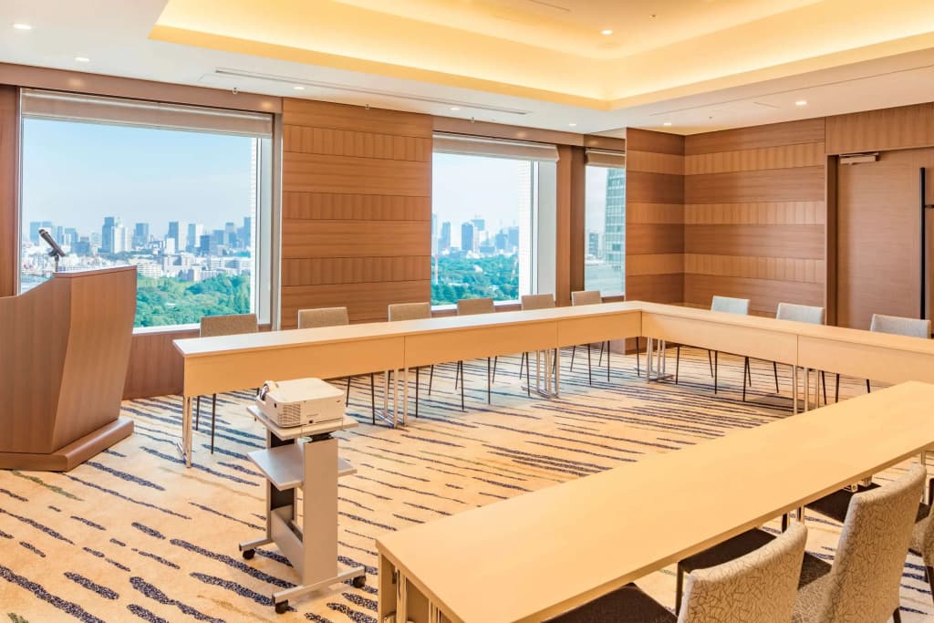 Century Southern Tower Hotel - photo 8