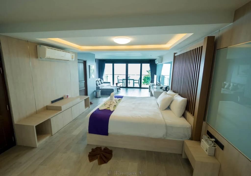 Cliff Lanta Suite - photo 2