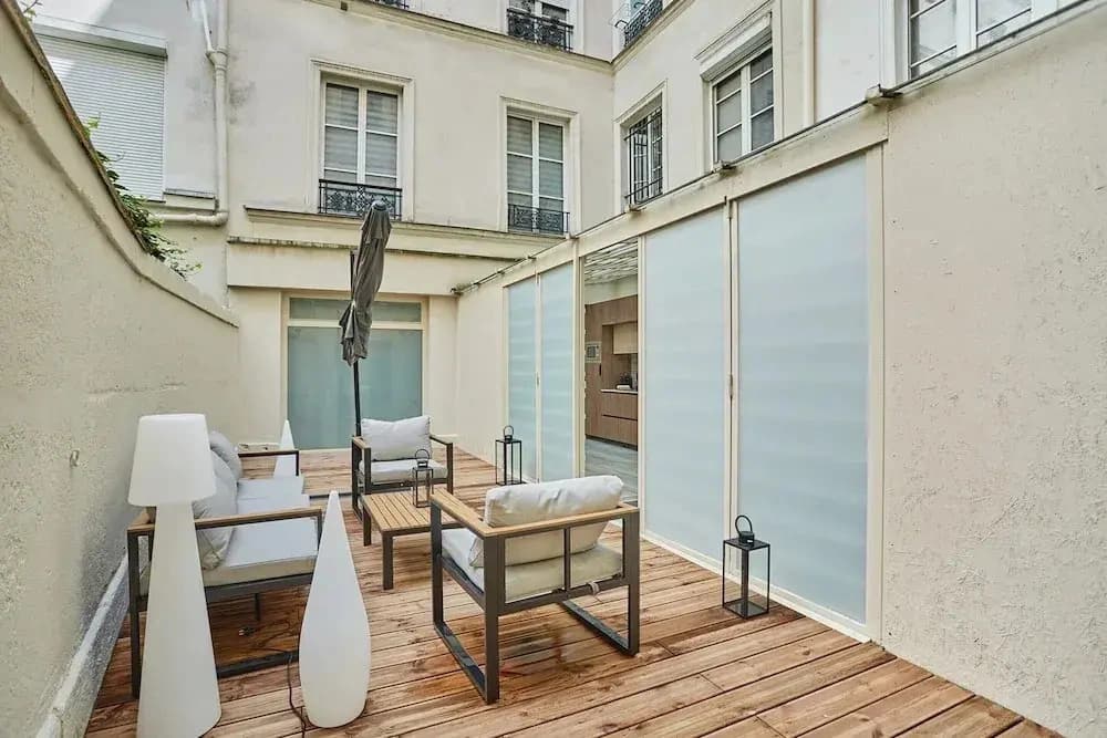 Incredible Le Marais Apartment With Terrace - photo 11