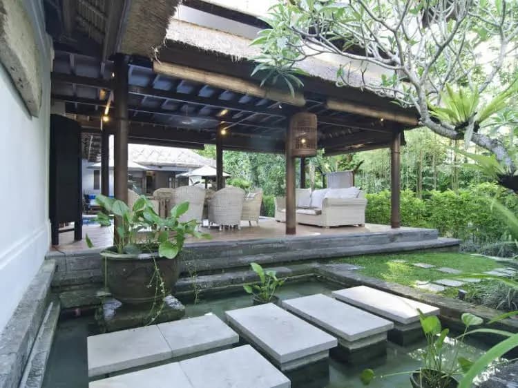 2 bedrooms villa in Canggu near Echo Beach - photo 1