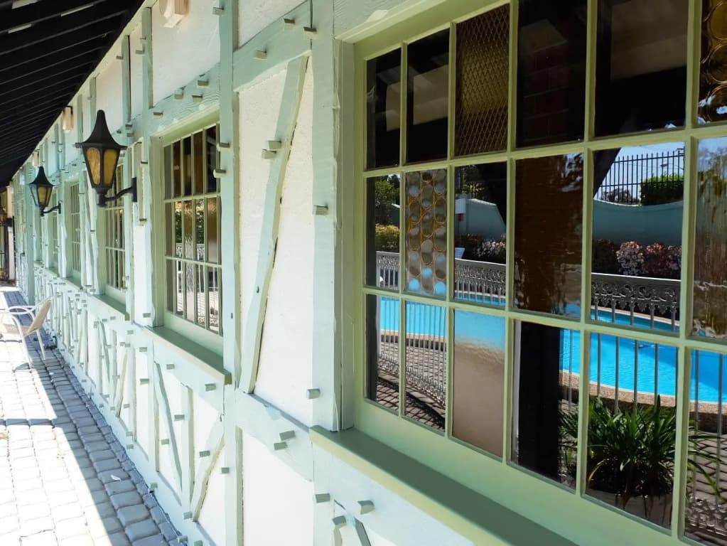 The Ascot Motel - photo 16