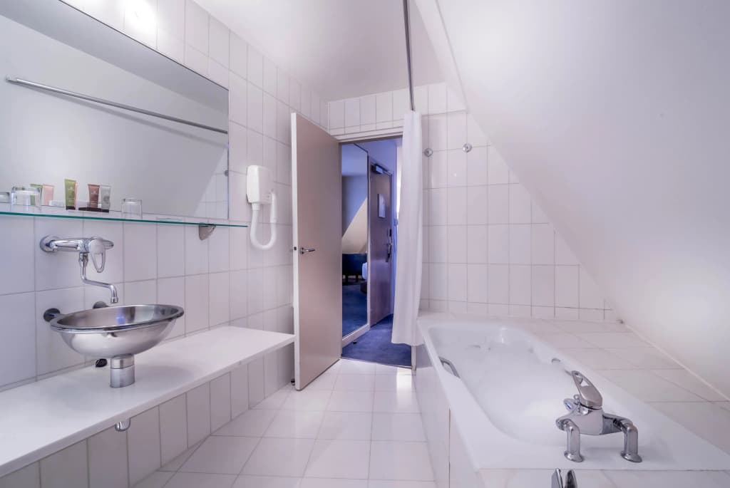Hôtel Pergolèse Paris Champs Elysées - photo 8
