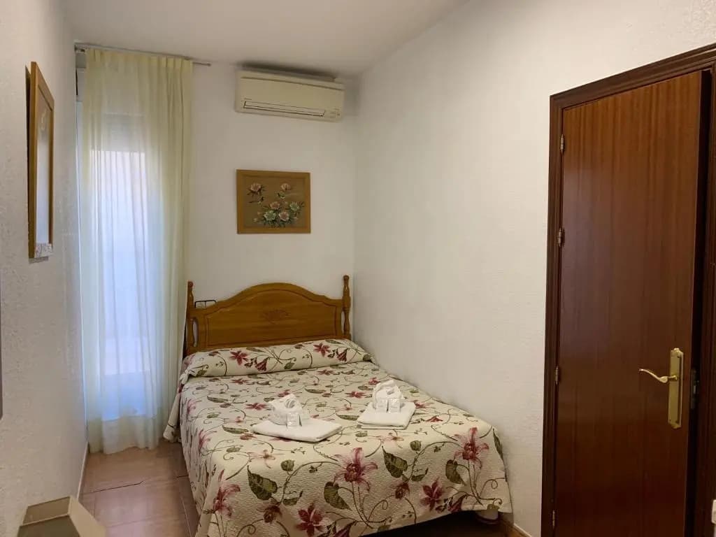 Hostal Internacional - photo 2