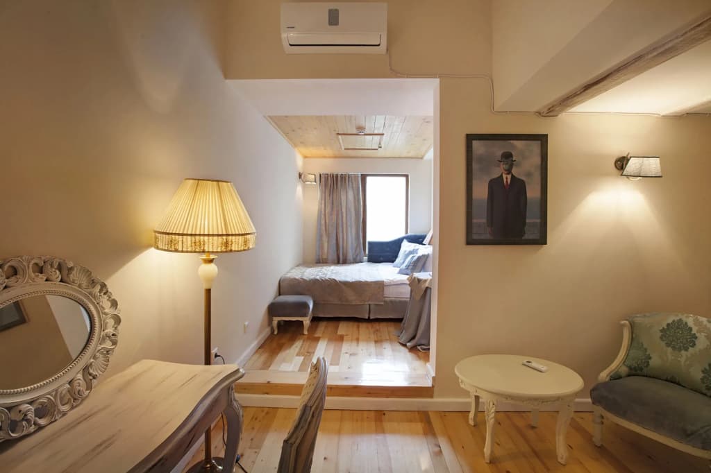 Caravan Hotel - photo 5