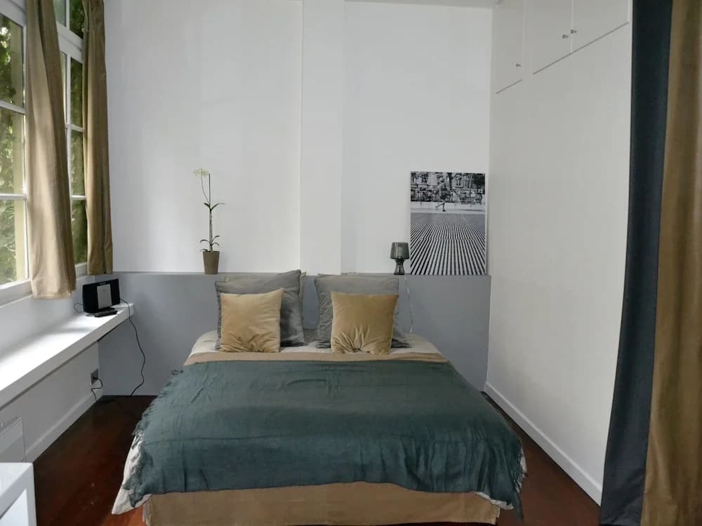 Modern Apartment in Île-de-france With Private Terrace - photo 4
