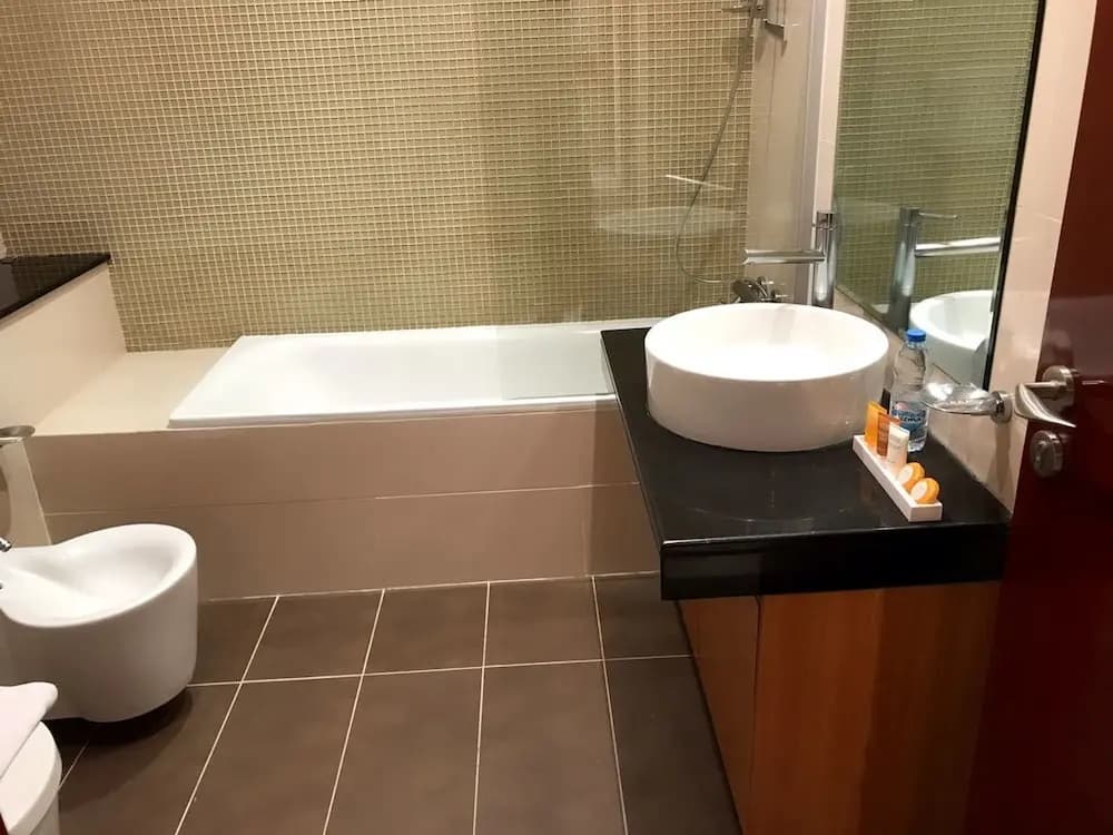 Marina Heights Tower - photo 9