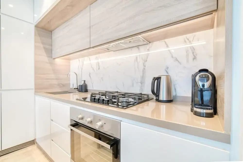 Bright Studio With Mesmerizing Canal And City View - photo 20