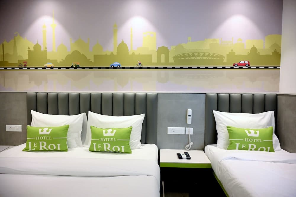 Hotel Le Roi Express Karol Bagh - photo 15