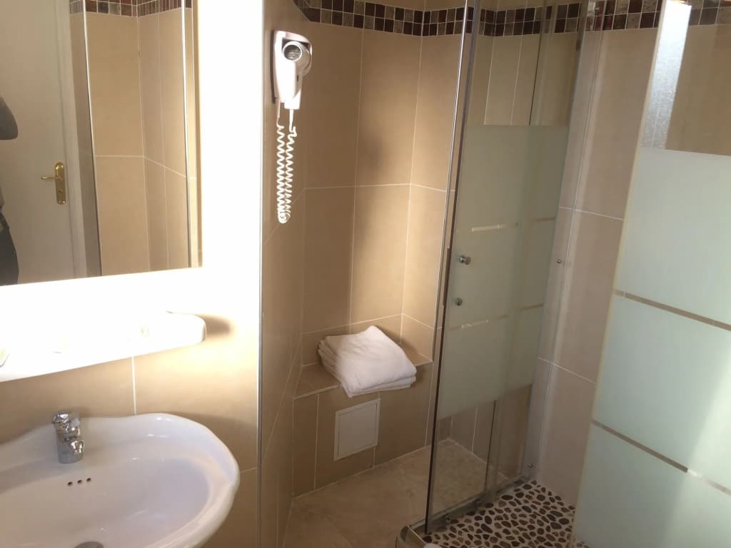 Hôtel André Gill - photo 11