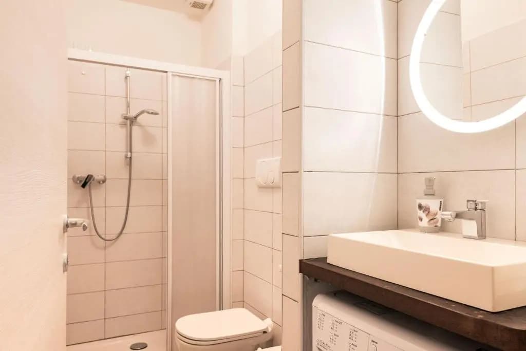 Andrea Venice Flat 1st Floor - photo 8