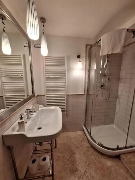 Cozy & Charming Florentine Hideaway - photo 7