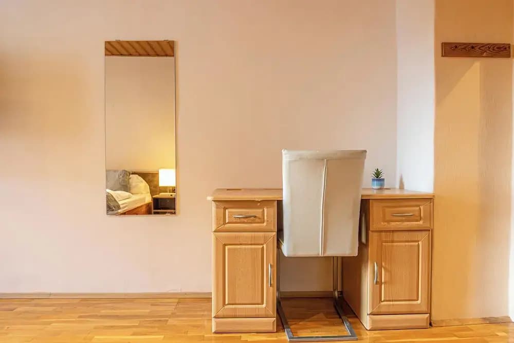 Vienna Spacious 2BR Apt Long Stay - photo 1