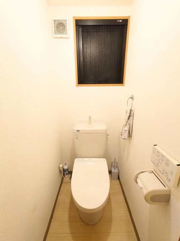 honeys guest house - photo 4