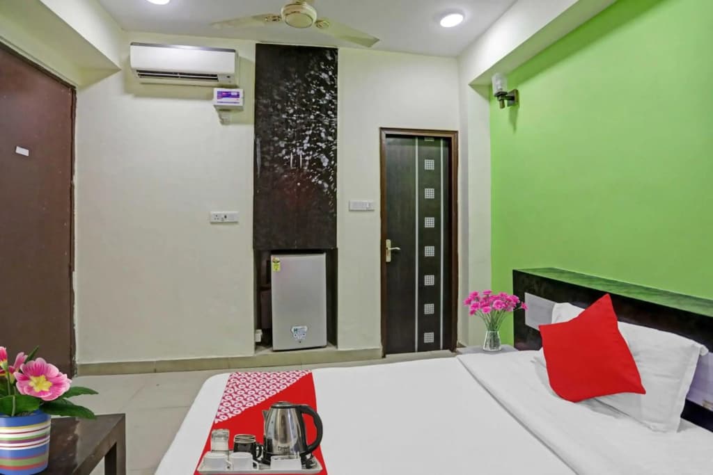 OYO Flagship 88302 Shyam Residency Near Lotus Temple - photo 7