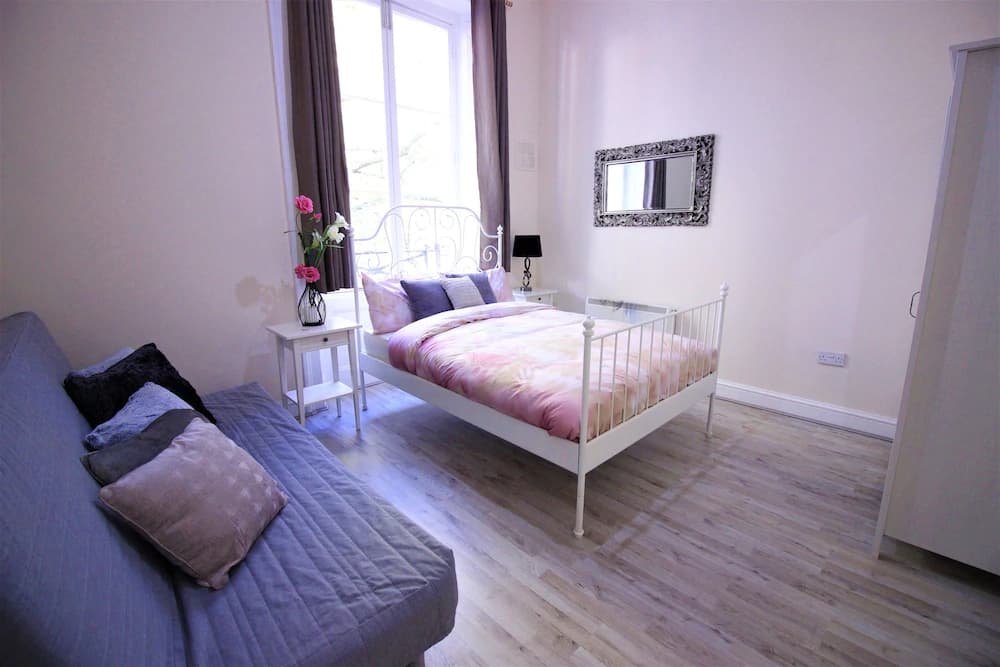 Paddington Guest Apartment - photo 19