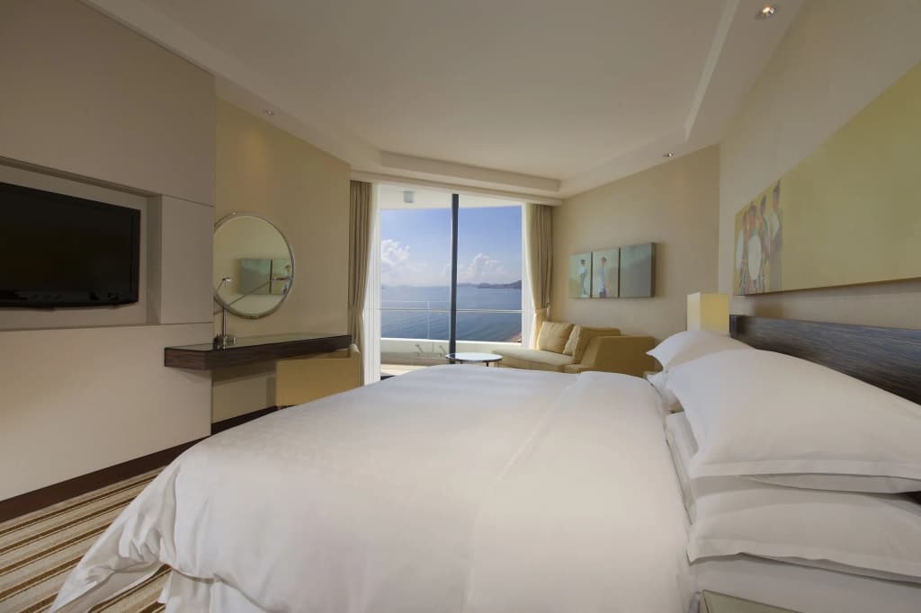 Sheraton Nha Trang Hotel & Spa - photo 4