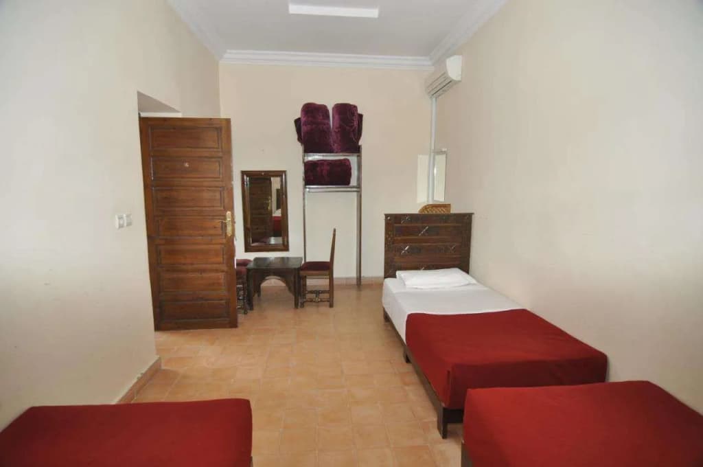 Hotel Cecil - photo 6