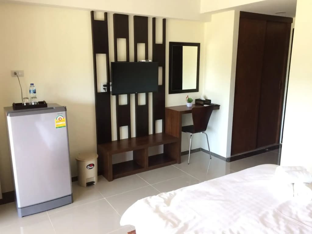 B&Y Residence - photo 4