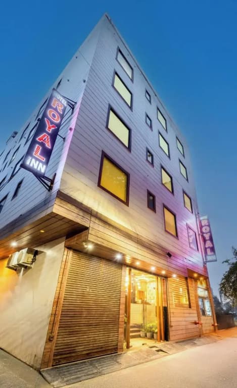 Hotel Royal inn igi - photo 13