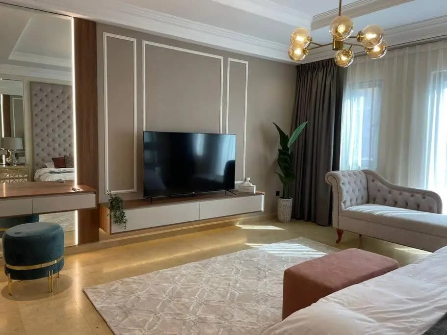 Cheerful 4-bedroom Villa With Shared Pool - photo 3