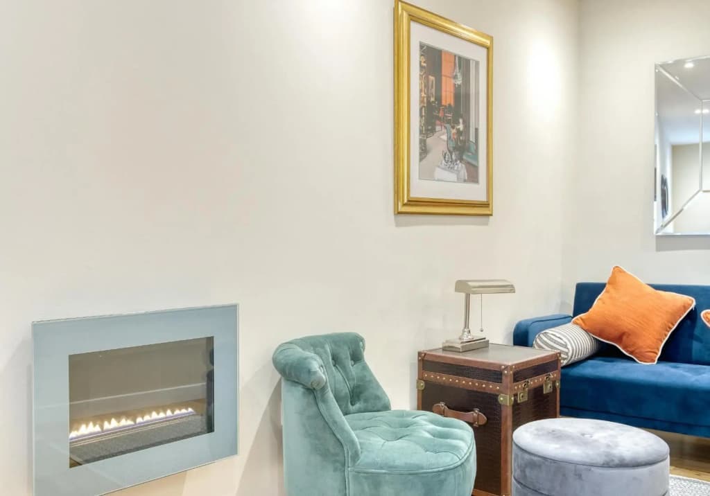 The Gloucester Lane Residence - photo 10