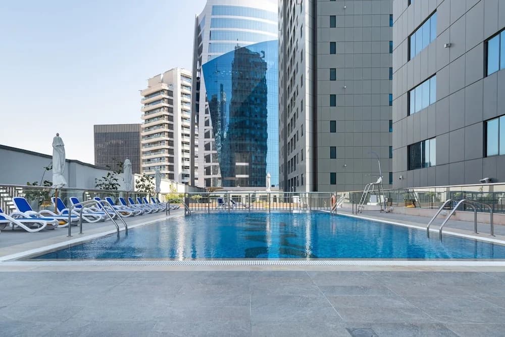 Stylish & Space-savvy 1BR Apt in Business Bay - photo 8