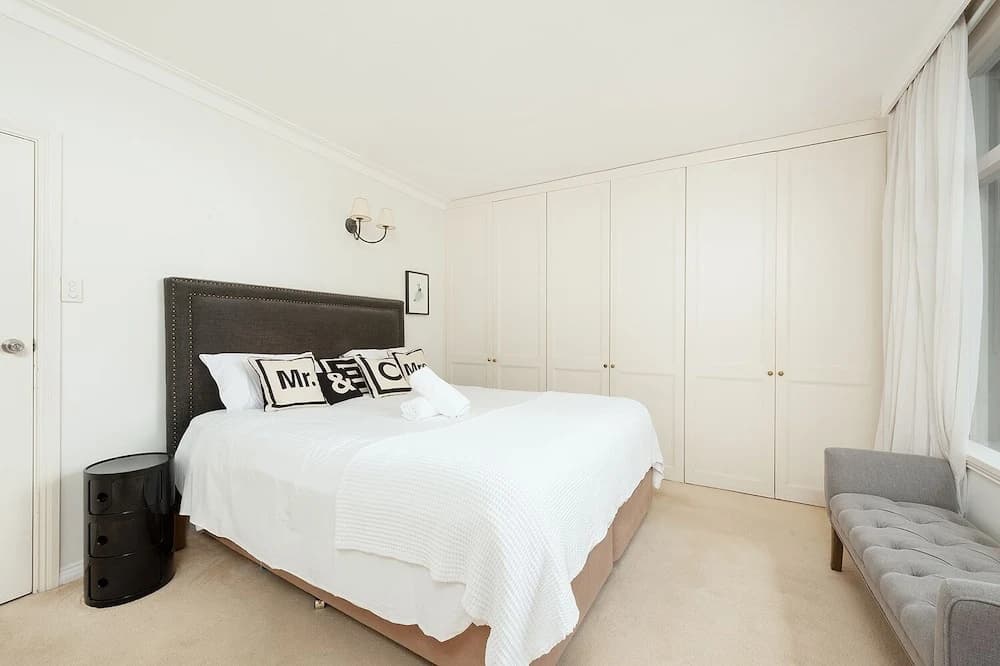 Harbour Front Single Level Apartment - photo 1