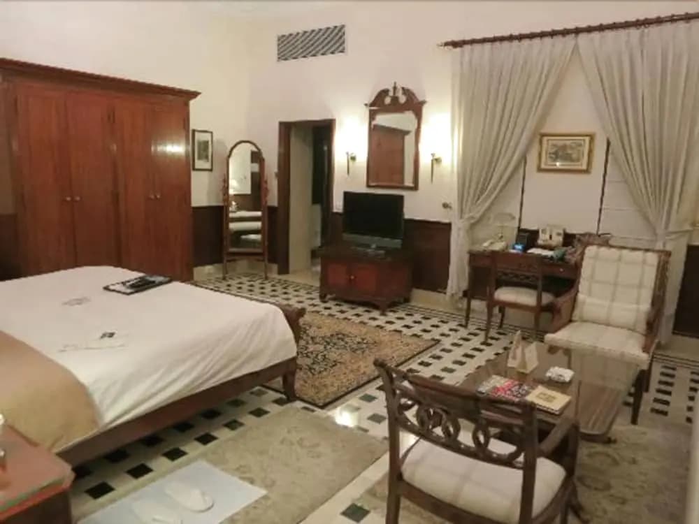 Hotel Imperial Villa - photo 4