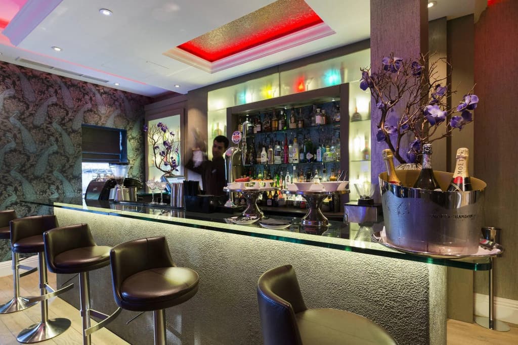 Hotel Xenia, Autograph Collection - photo 19