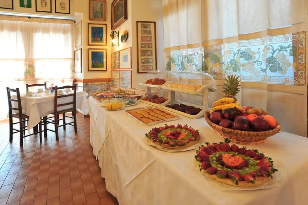 Hotel Albion - photo 18