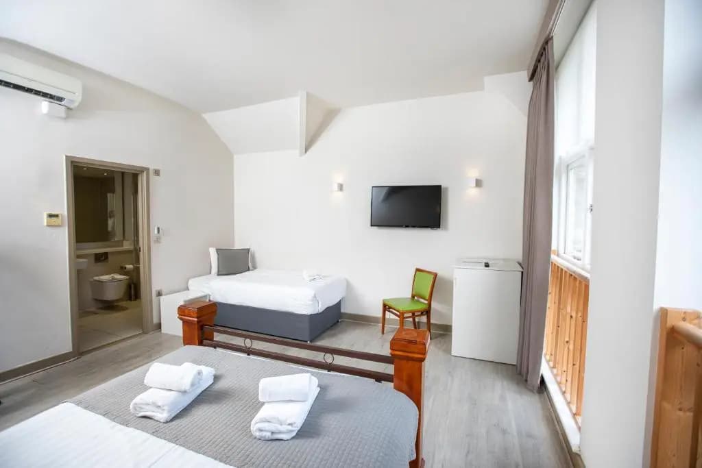 Arch hotel - photo 25