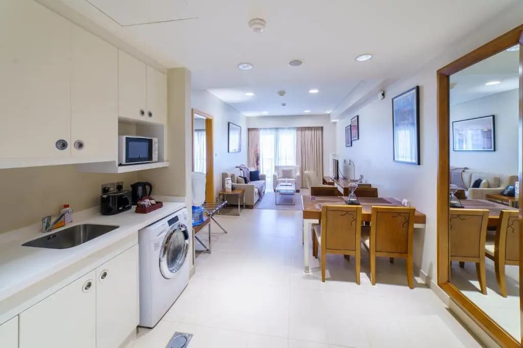 Levatio Hotel & Suites - photo 4