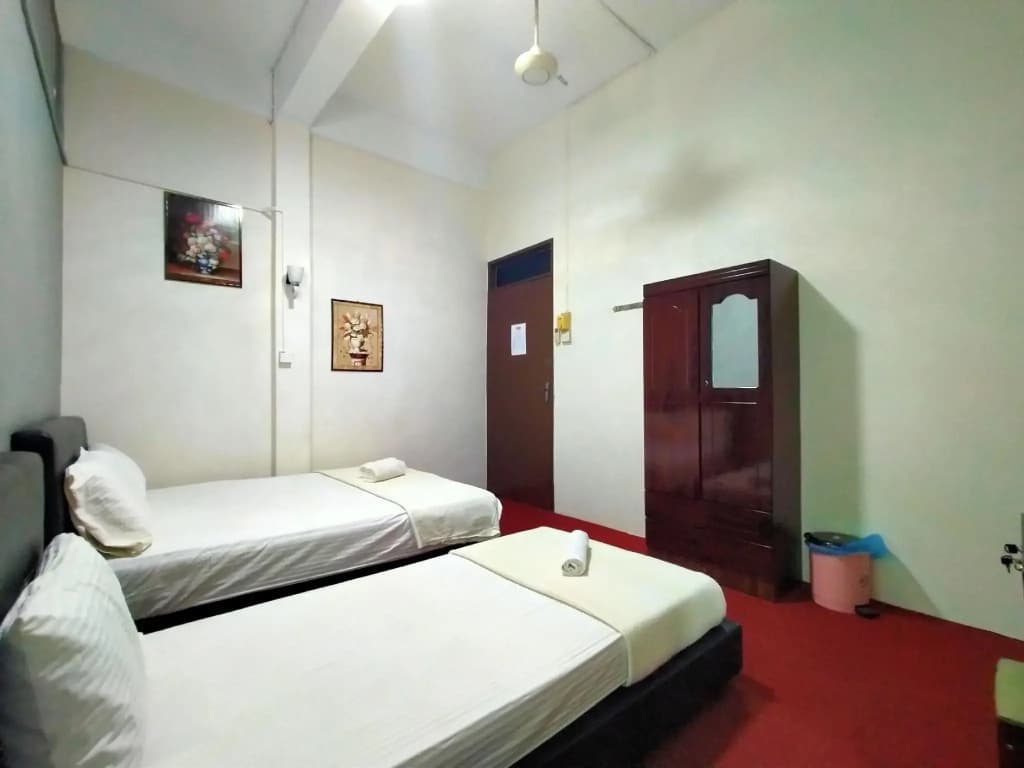 SPOT ON 89994 RZ Gold Hotel - photo 3