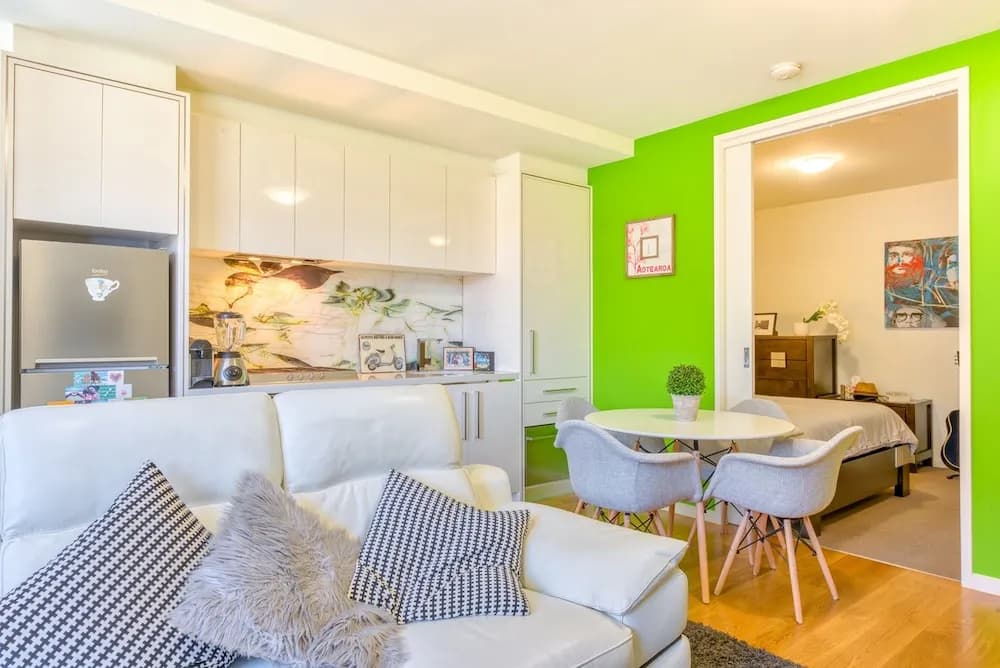Fitzroy lifestyle 1 bed with pool, spa, sauna & gym - photo 3