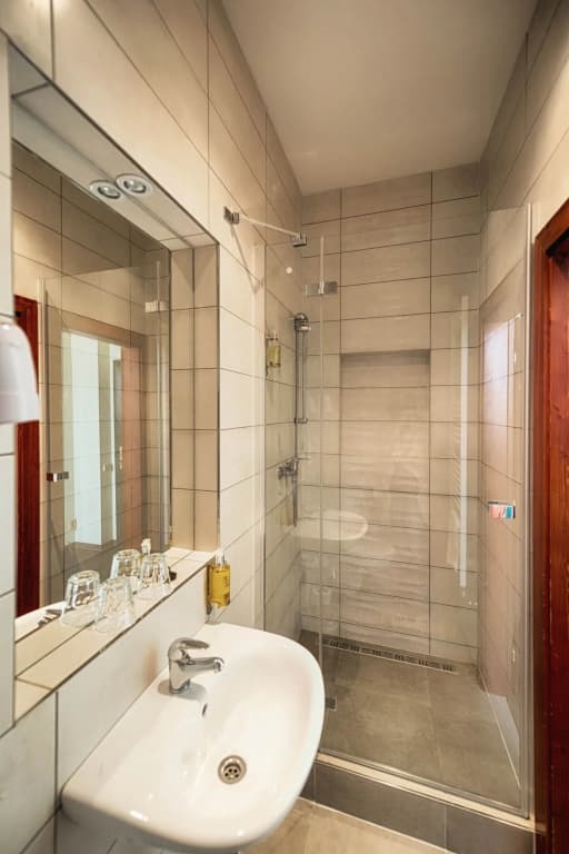 Bohemia Plaza Residence - photo 10