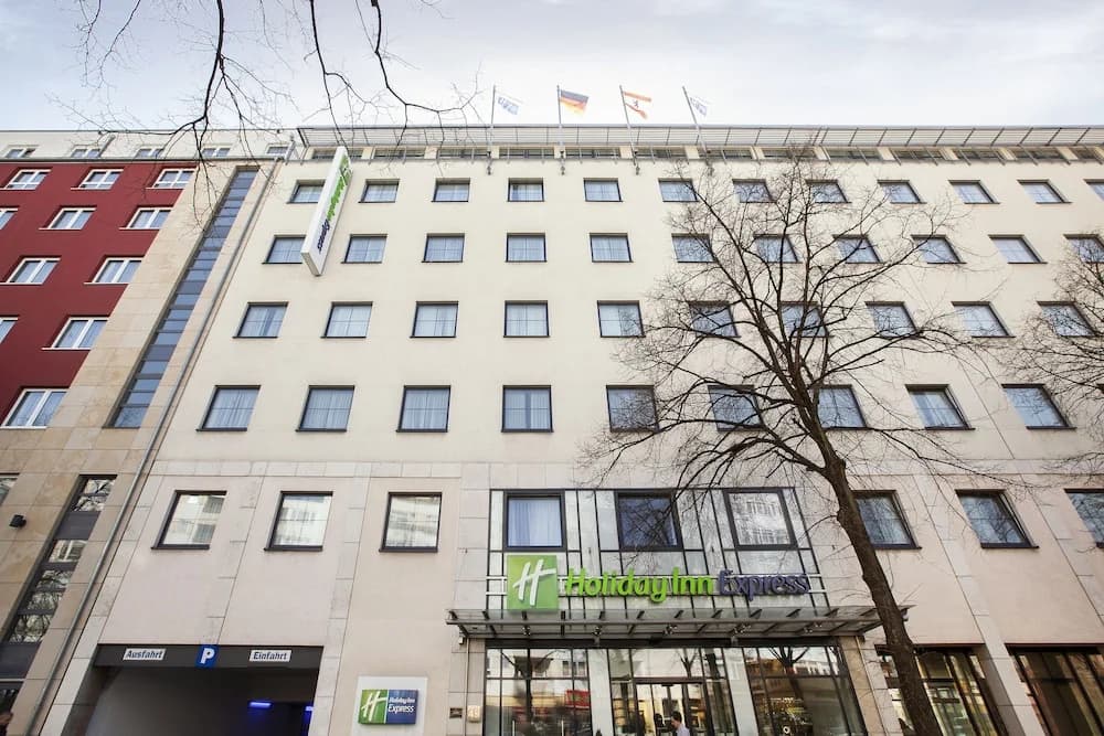 Holiday Inn Express Berlin City Centre by IHG - photo 17
