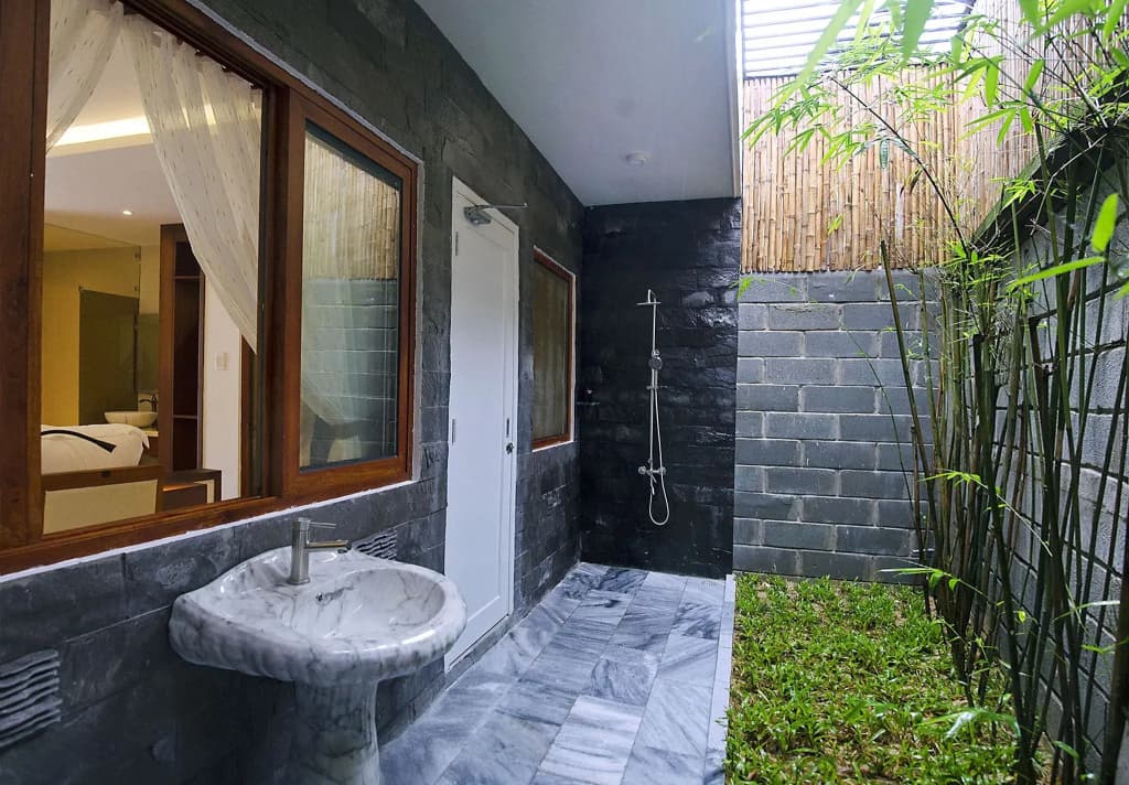 Azumi Villa Hotel - photo 9