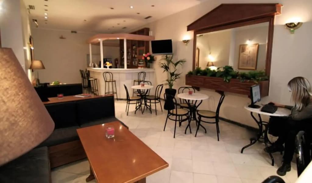 Achillion Hotel - photo 1