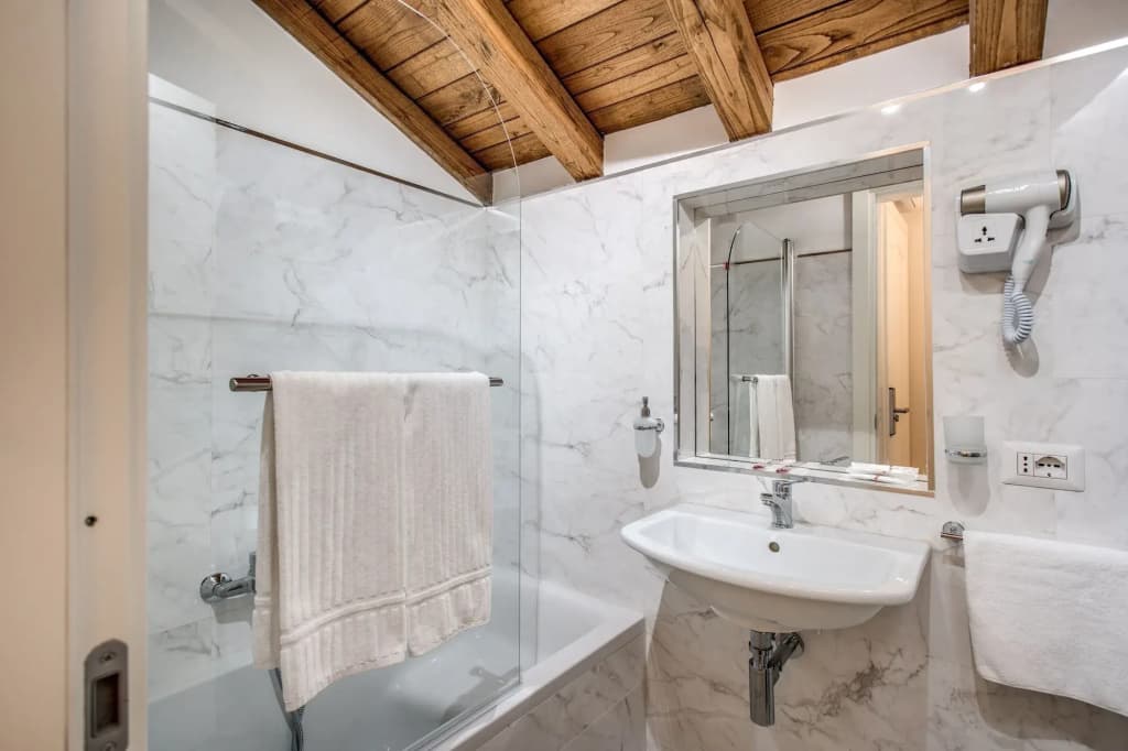 Hotel San Silvestro - photo 8