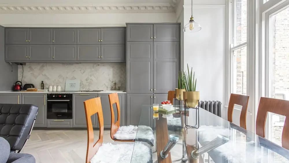 London Apartment- 4 Bedrooms-garden and Parking - photo 14
