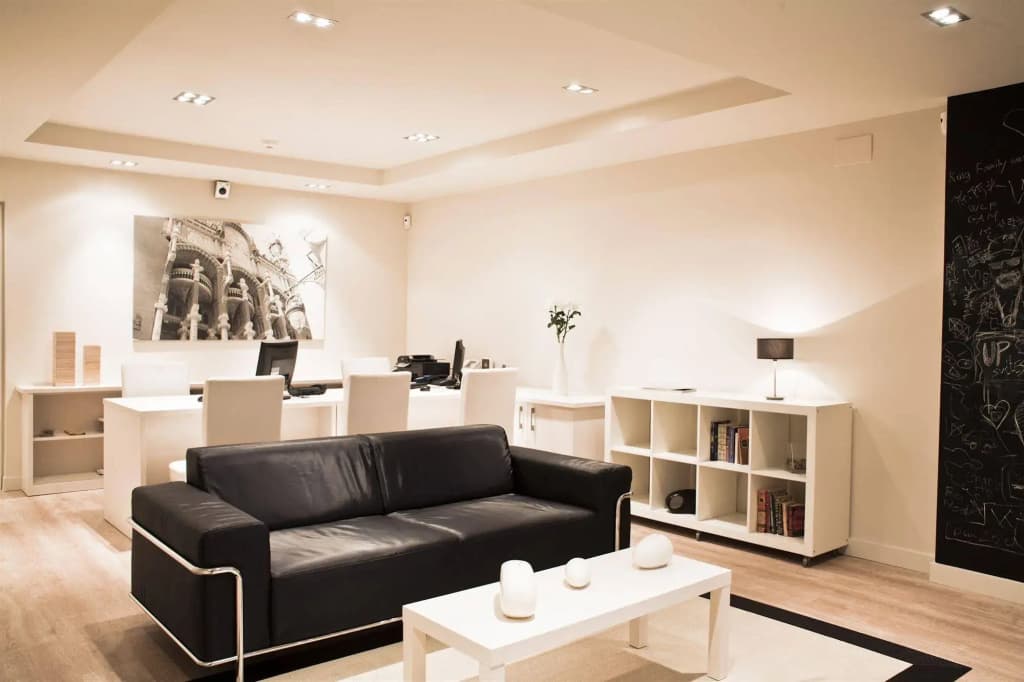 Up Suites Bcn - photo 13